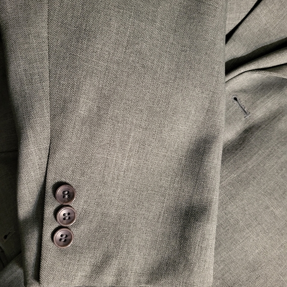 Bolzano two piece suit - Picture 12 of 15